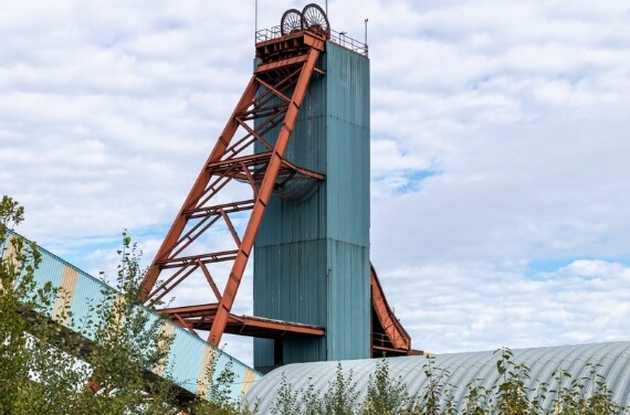 A photo of a mine-related ladder.