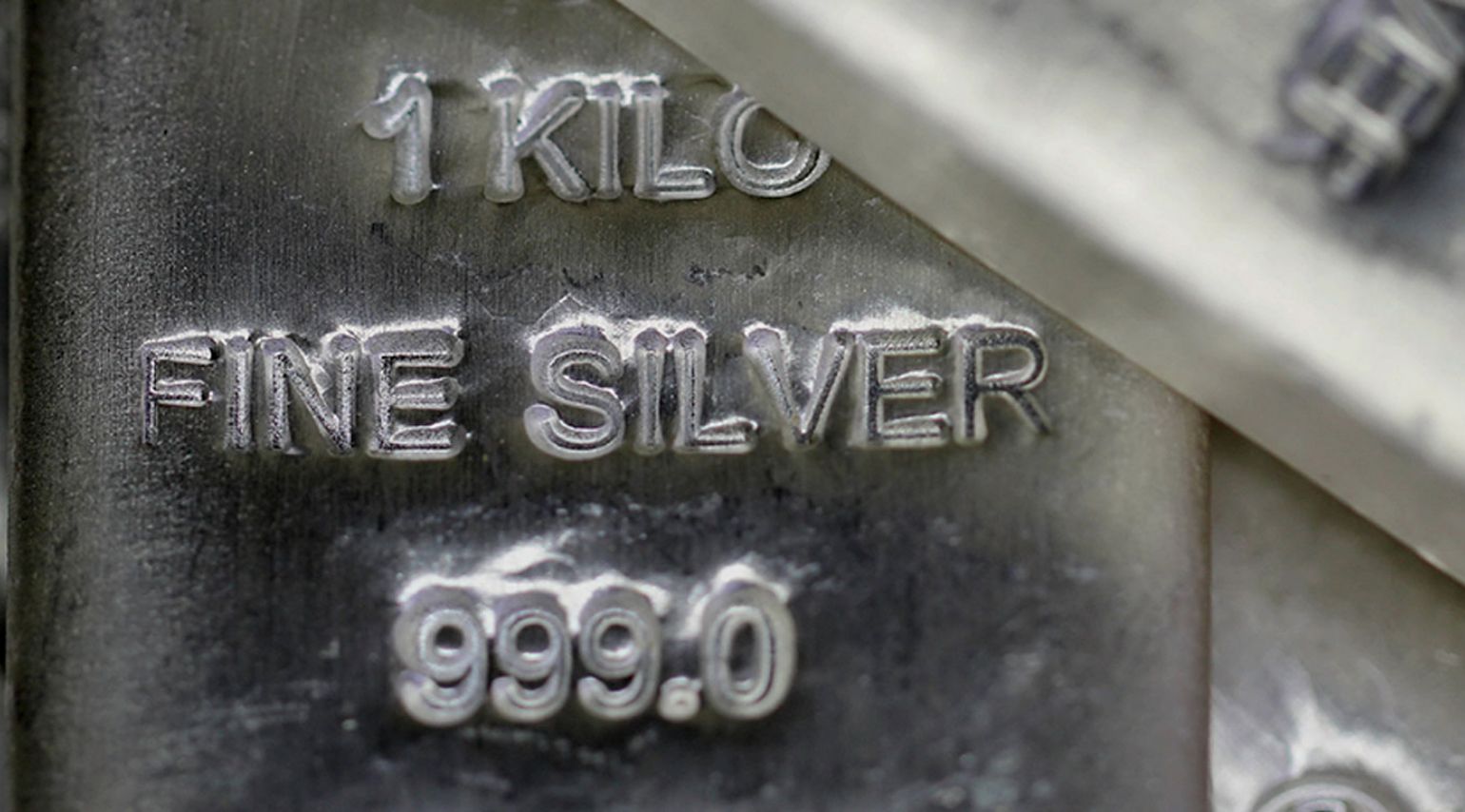 A photo of 1 kilo of fine silver.